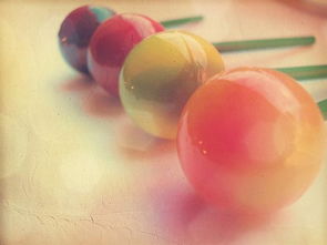 刷牙是一門學問 做好這些細節，讓牙齒亮白無糖果殘留